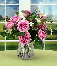 Mark Roberts Roses in Crackle Vase