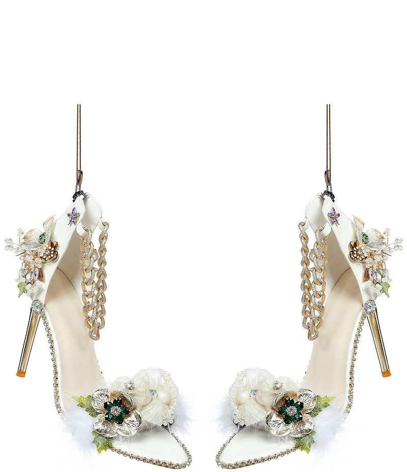 Mark Roberts White Shoe with Gold Chain Ornament, Set of 2