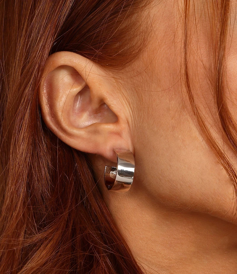 Melinda Maria Atlas 0.75#double; Puffy Hoop Earrings
