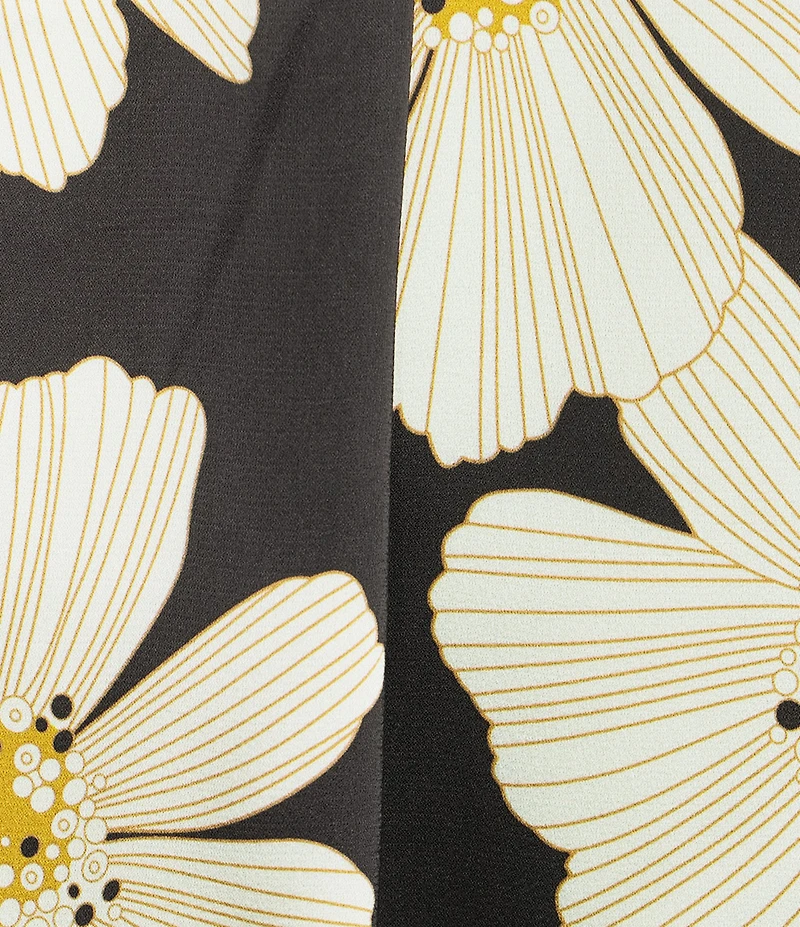 MELLODAY Coordinating Satin Daisy Print V-Neck Cap Sleeve Top