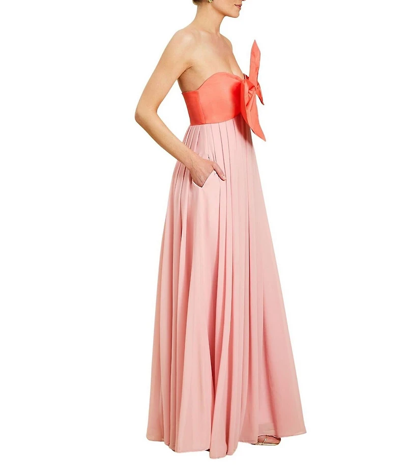 Mestiza New York Kiss Me Knot Twill Two-Tone Sweetheart Neck Bow Gown