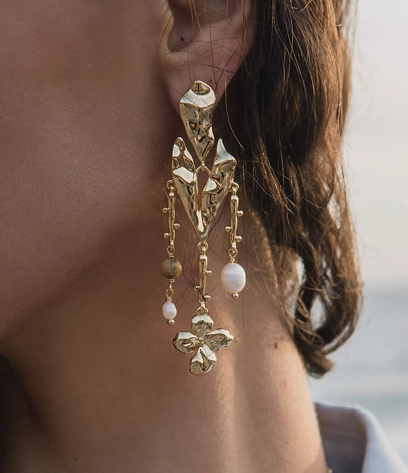 Mignonne Gavigan Lelani Luxe Pearl Chandelier Earrings