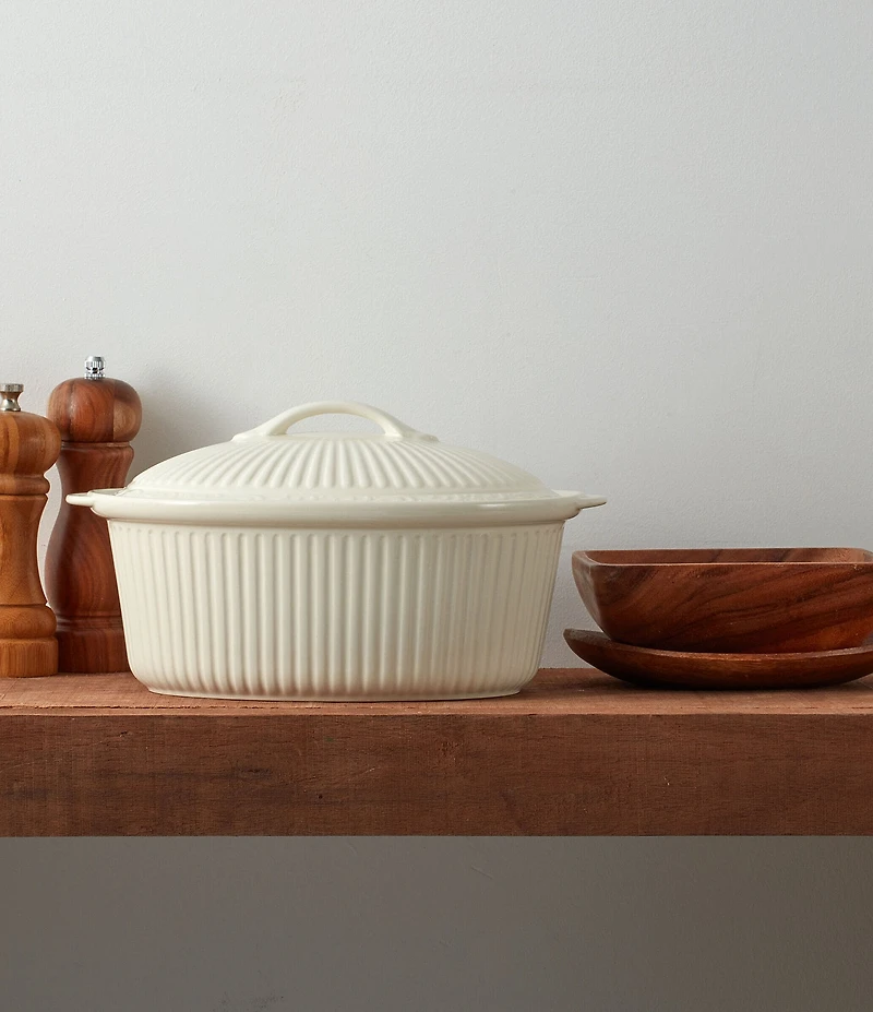 Mikasa Italian Countryside Scrolls Stoneware Oval Covered Casserole Dish