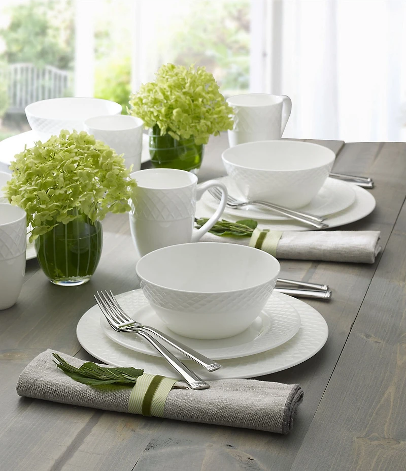 Mikasa Trellis 16-Piece Dinnerware Set