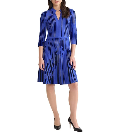 Ming Wang Dual-Toned Soft Knit Split V-Neck 3/4 Sleeve Dress