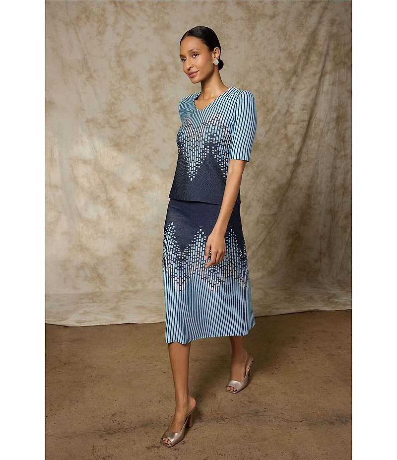 Ming Wang Linear Ombre Sift Knit V-Neck Short Sleeve Top