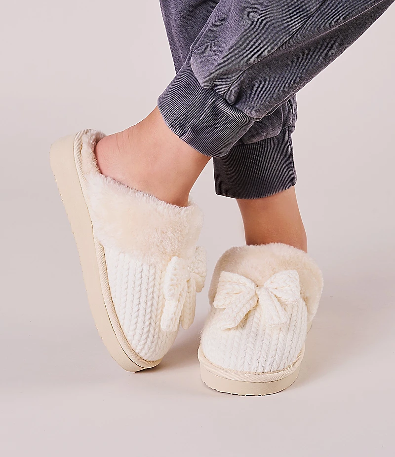 Minnetonka Bowelle Scuff Knit Faux Fur Lined Mule Slippers