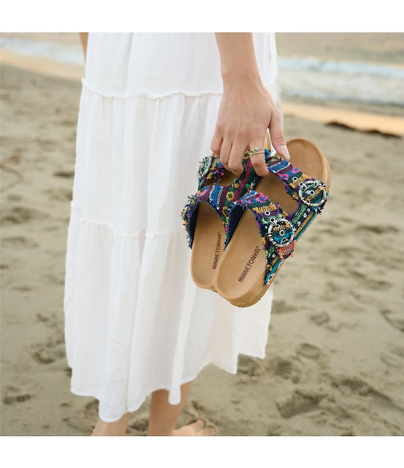 Minnetonka Georgine Shadow Geo Buckled Platform Slide Sandals