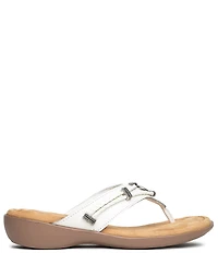 Minnetonka Silverthorne 360 Leather Thong Sandals