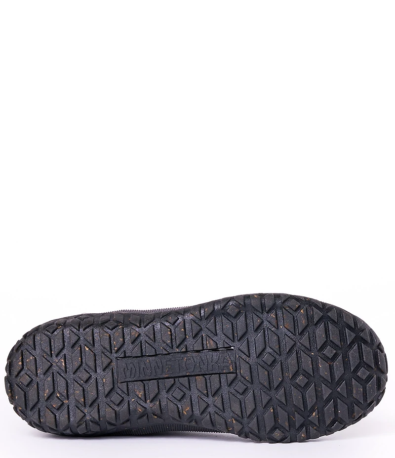 Minnetonka Women's Chelsea Tread Suede Booties