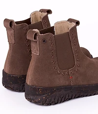 Minnetonka Women's Chelsea Tread Suede Booties