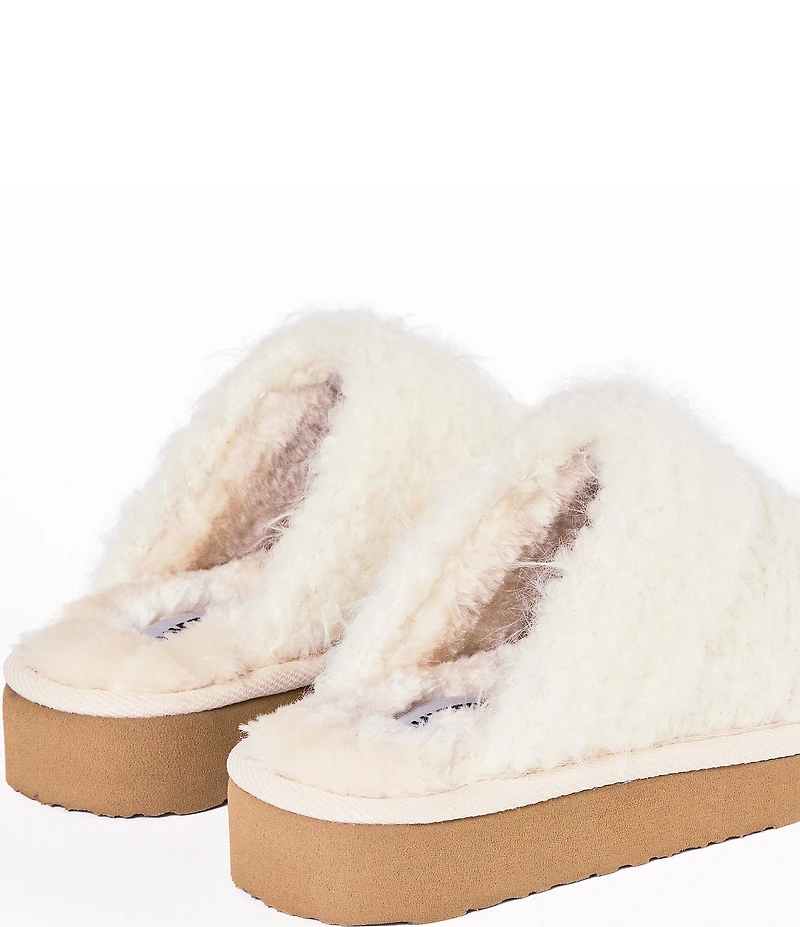 Minnetonka Women's Chesney Hi Ma Cherie Cherry Slippers