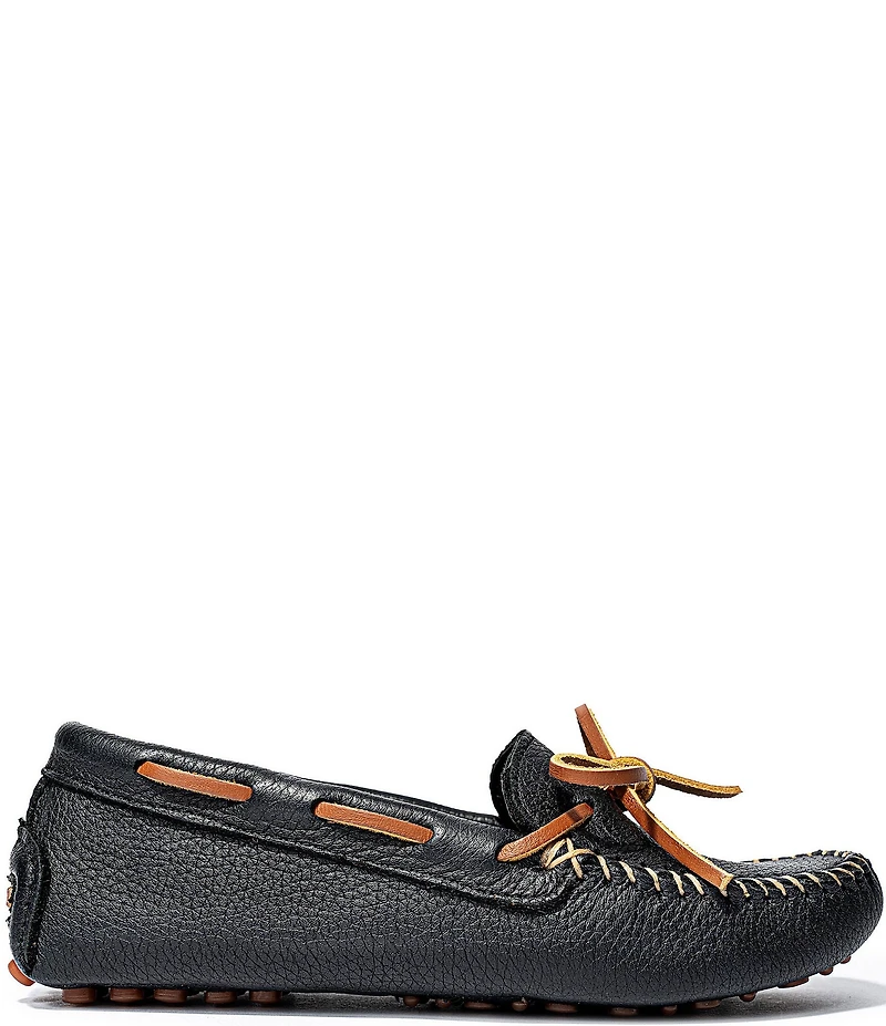 Minnetonka Women's Classic Driver Leather Bow Detail Mocassins