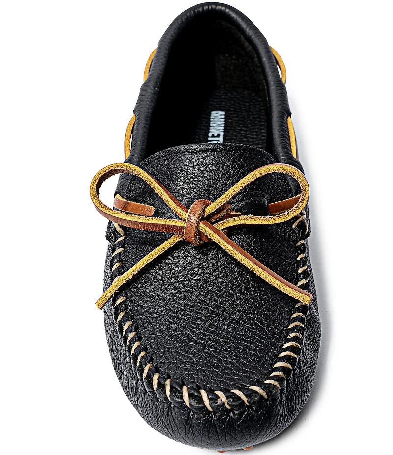 Minnetonka Women's Classic Driver Leather Bow Detail Mocassins
