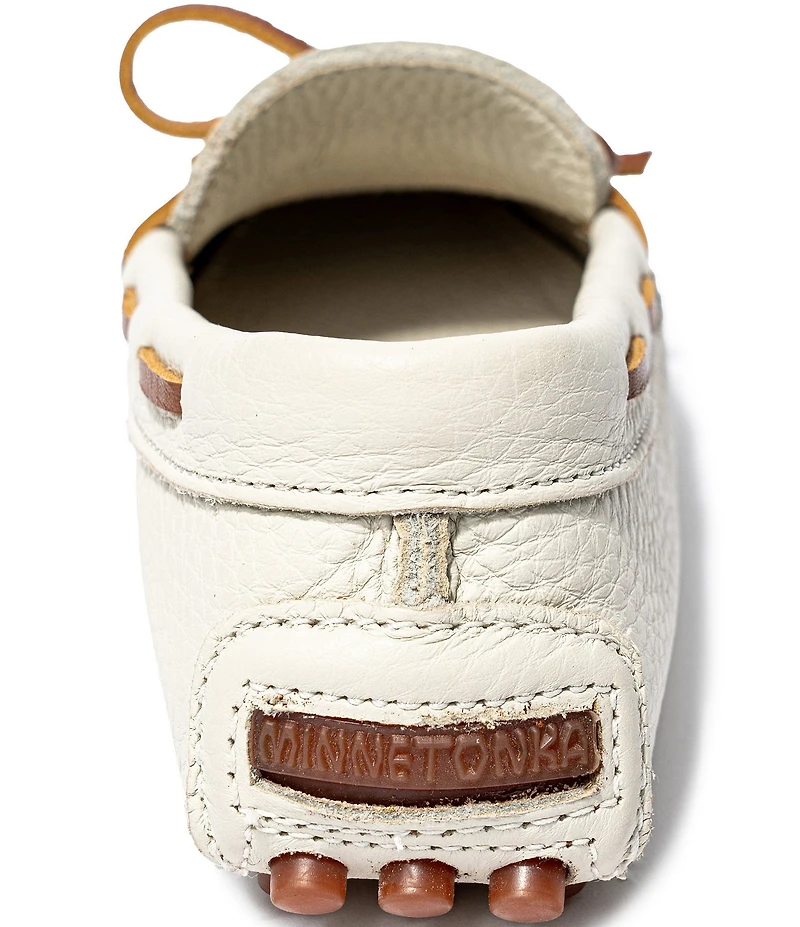 Minnetonka Women's Classic Driver Leather Bow Detail Mocassins