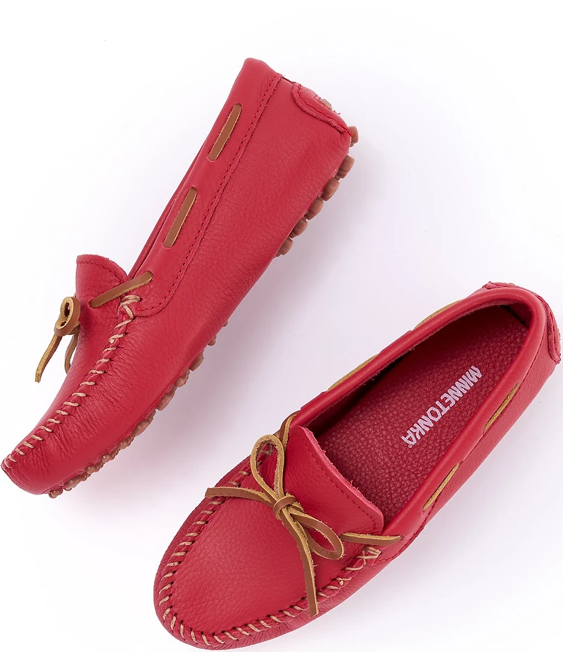 Minnetonka Women's Classic Driver Leather Bow Detail Moccasin Loafers