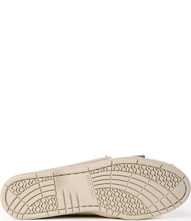 Minnetonka Women's Nizhoni Leather Beaded Kilty Moccasin Slippers