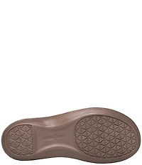 Minnetonka Silverthorne 360 Comfort Leather Ornamented Thong Sandals