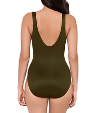 Miraclesuit Must Haves Escape Underwire Bra Front Keyhole Tank One Piece Swimsuit