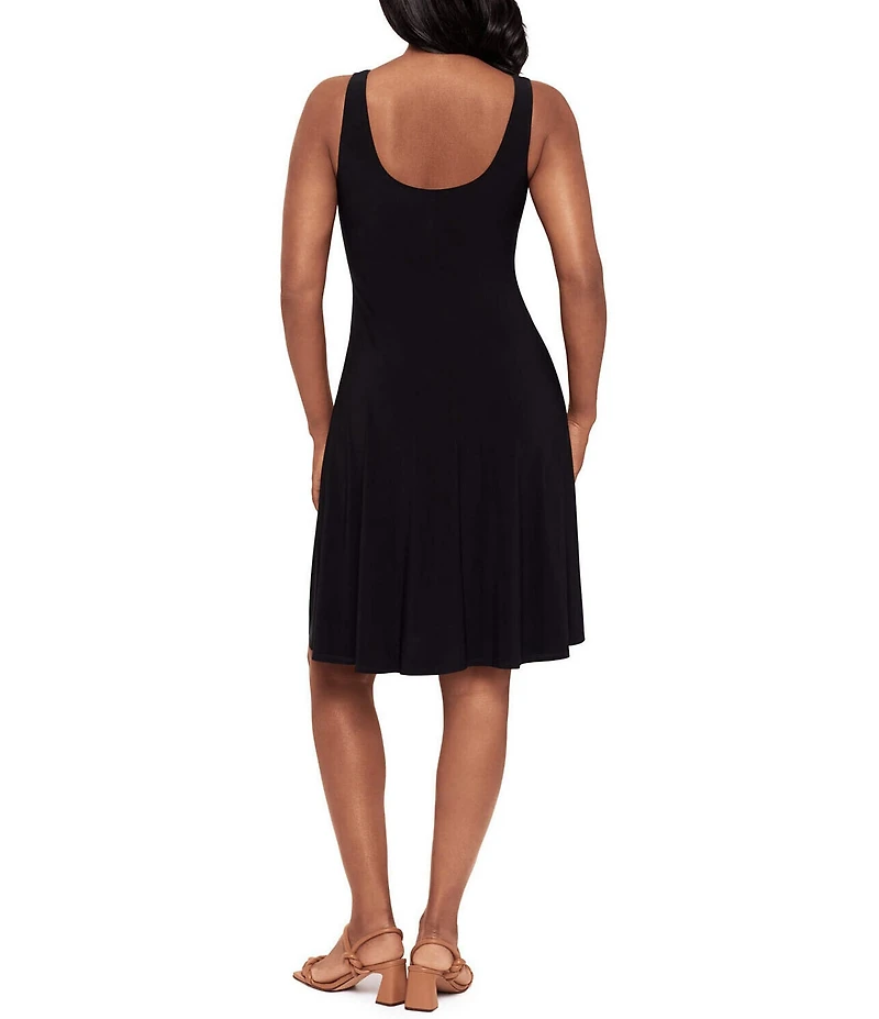 Miraclesuit Solid Crew Neck Sleeveless Remi Dress