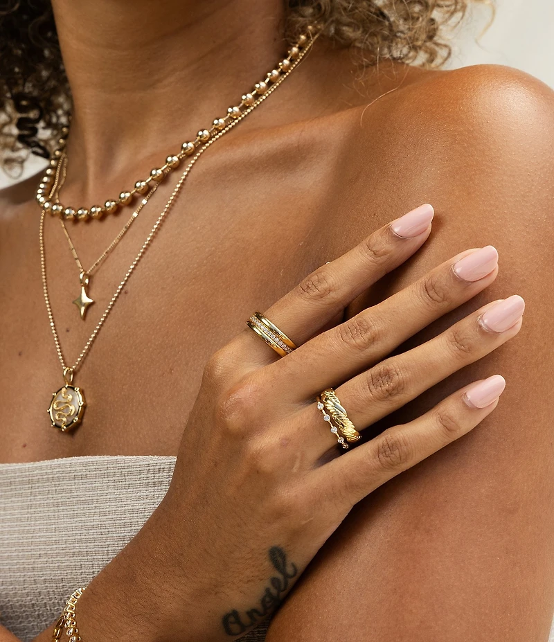 Miranda Frye Ariana Band Ring