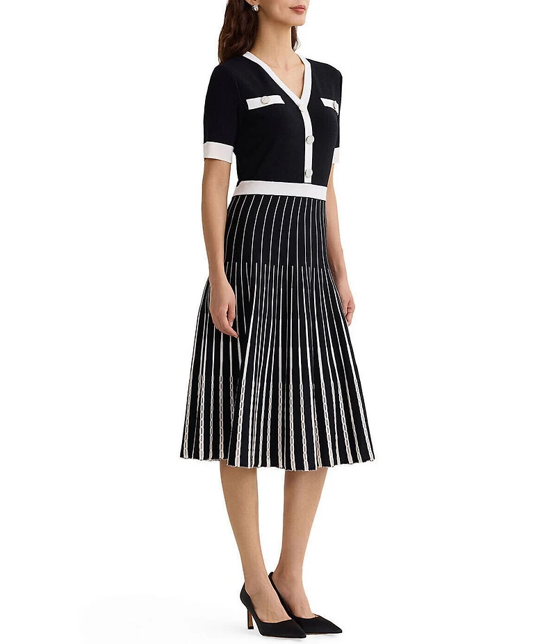 MISOOK Two-Tone Knit V-Neck Short Sleeve Fit-And-Flare Midi Dress