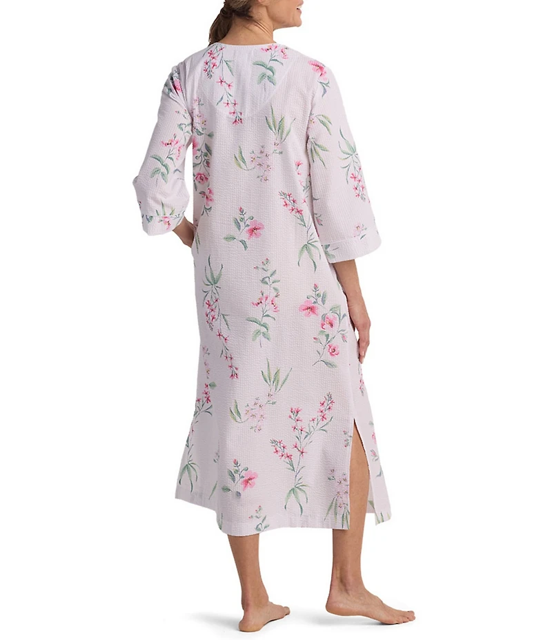 Miss Elaine Floral Print 3/4 Sleeve Seersucker Long Zip-Front Robe