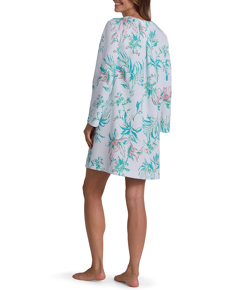 Miss Elaine Petite Size Quilt-In-Knit Painted Tropical Print Long Sleeve Short Snap Robe