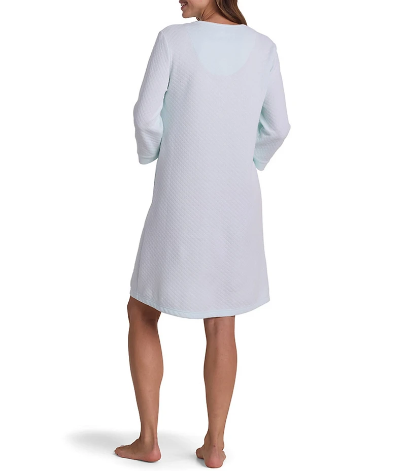 Miss Elaine Petite Size Quilt-In-Knit Solid 3/4 Sleeve Short Snap Robe