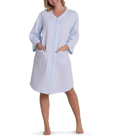 Miss Elaine Quilt-In-Knit Solid Long Sleeve V-Neck Short Robe