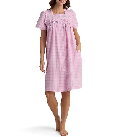 Miss Elaine Seersucker Check Print Short Sleeve Square Neck Short Snap-Front Robe