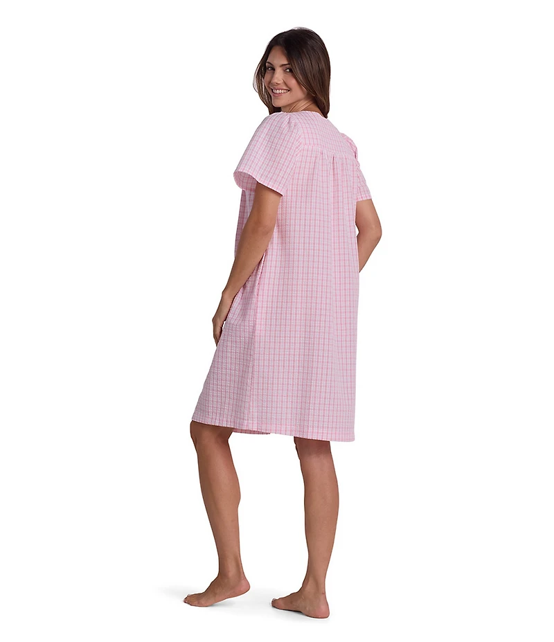 Miss Elaine Seersucker Short Sleeve Square Neck Checked Woven Short Zip Robe