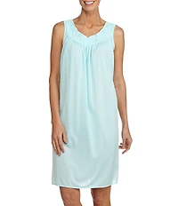 Miss Elaine Floral Embroidered Sleeveless Round Neck Nightgown