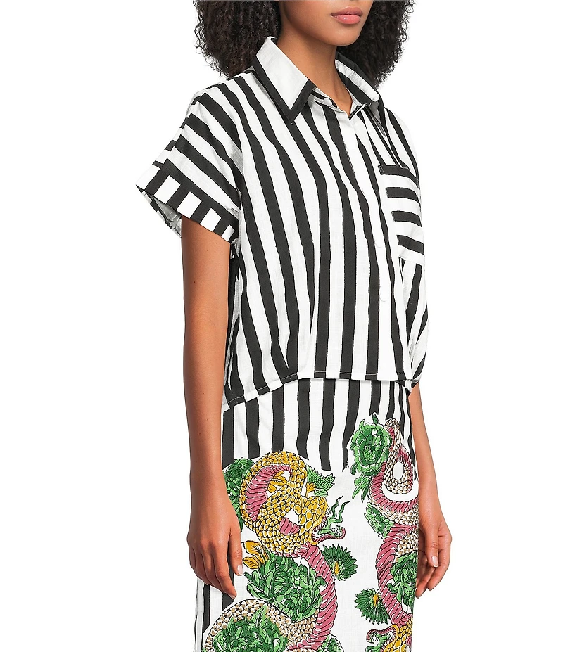 Mo Maya Black Stripe Dragon Print Camp Collar Short Sleeve Button Front Top