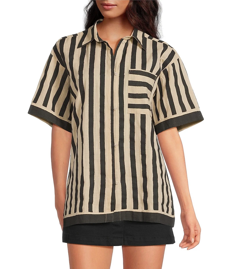 Mo Maya Sonoran Coordinating Snake Print Collared Button Down Top