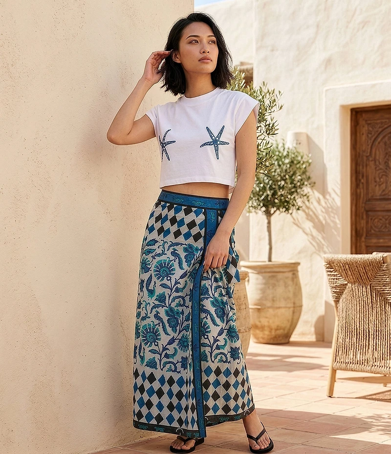 Mo Maya Starfish Printed Crew Neck Short Sleeve Cropped Tee Shirt