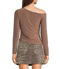 Moa Moa Off The Shoulder Long Sleeve Asymmetrical Hem Top
