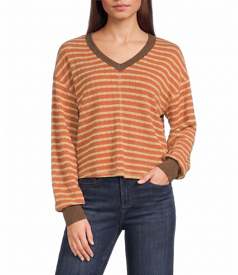 Moa Moa Striped Puckered Jacquard V-Neck Long Sleeve Cropped Top