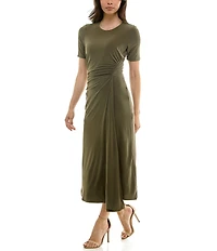 Moda Tara Short Sleeve Stretch Knit Crew Neck Midi Sheath Dress