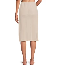 Modern Movement Cool to Touch Antistatic Half Slip