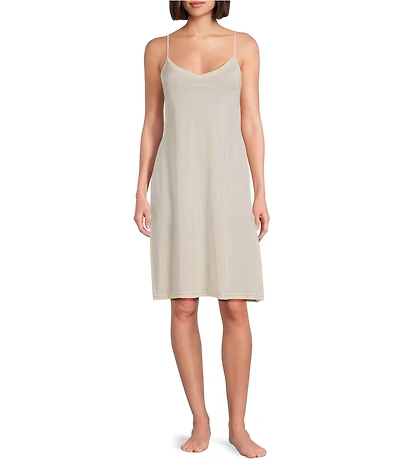 Modern Movement Sleeveless Reversible Neck Antistatic Cool Touch Full Slip