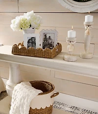 Mud Pie Happy Everything Collection Scalloped Lacquer Wood Picture Frame