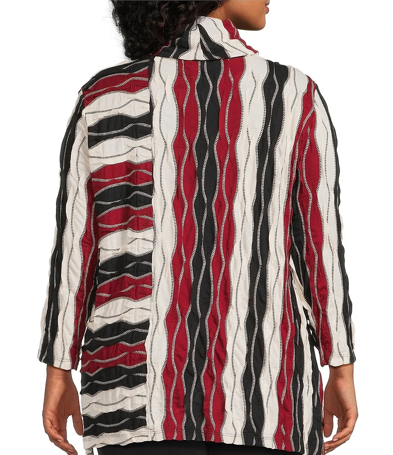 Multiples Plus Size Jacquard Knit Textured Wavy Stripe Print Collar Neck 3/4 Sleeve Top