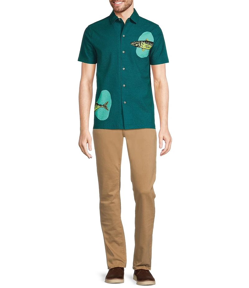 Murano Shape of Water Collection Slim Fit Placed Fish Print Seersucker Short Sleeve Convertible Camp Shirt