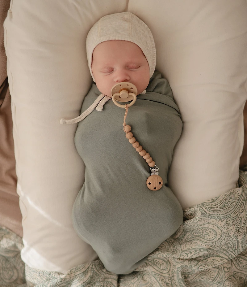 Mushie Hera Pacifier Clip