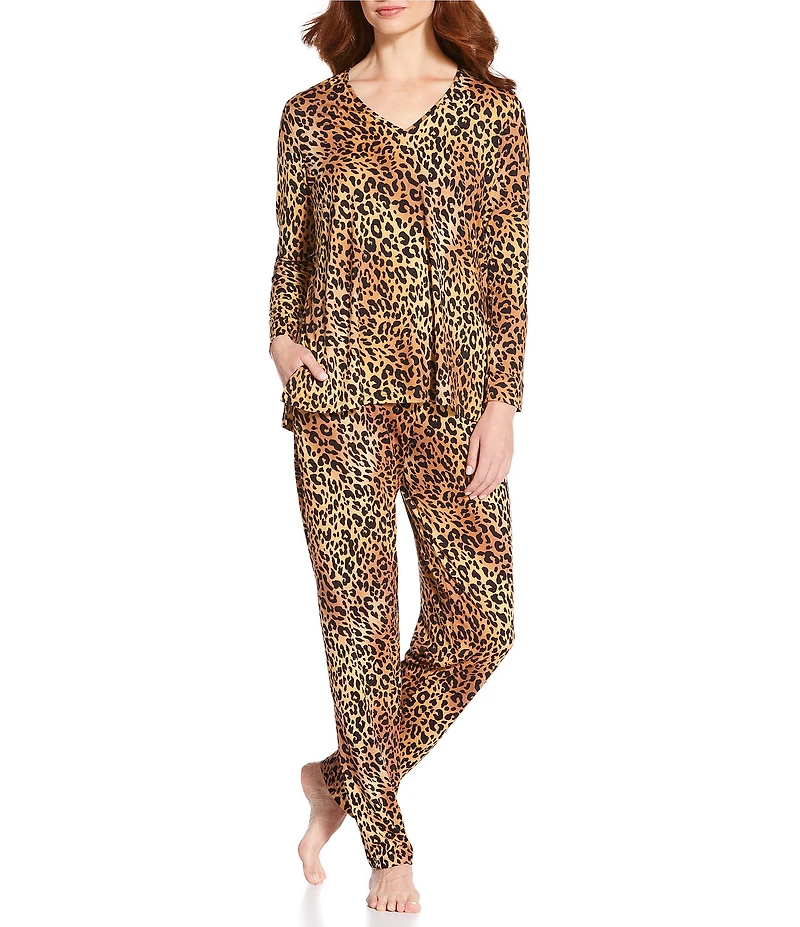N by Natori Animal Print Cozy Knit Long Sleeve V-Neck Long Pajama Set