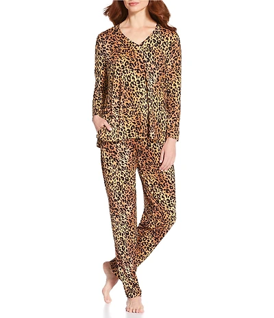 N by Natori Animal Print Cozy Knit Long Sleeve V-Neck Long Pajama Set