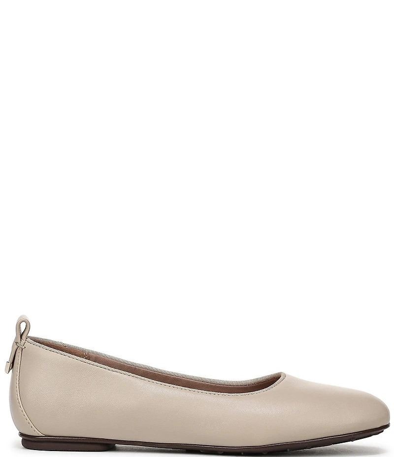 Naturalizer Ava Leather Round Toe Ballet Flats