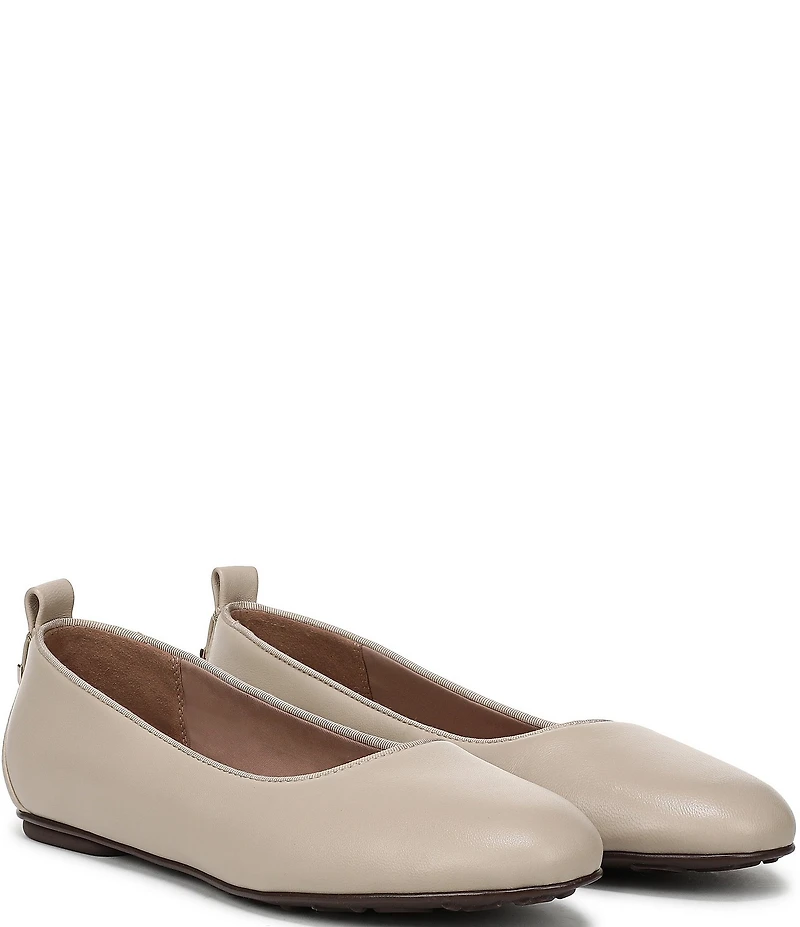 Naturalizer Ava Leather Round Toe Ballet Flats