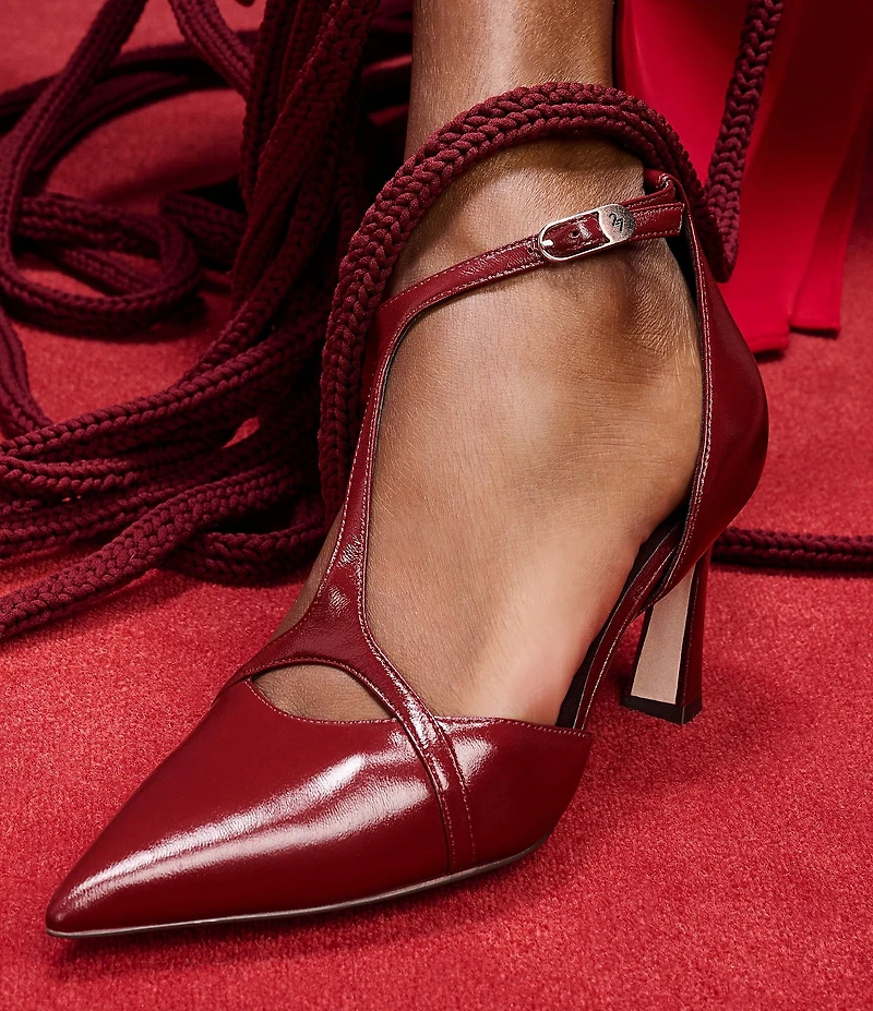 Naturalizer Ezlyn Leather Pointed Toe T-Strap Dress Pumps